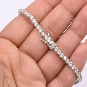 🔥Mint&Lily Classic Tennis Bracelet .925 NEW